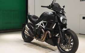 DUCATI DIAVEL Carbon 2017