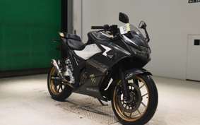 SUZUKI GIXXER 250 SF 2004 ED22Y