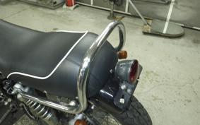 YAMAHA SR400 Gen.3 2001 RH01J