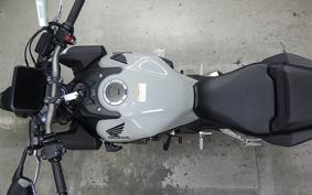 HONDA CB650R E-Clutch 2025 RH17