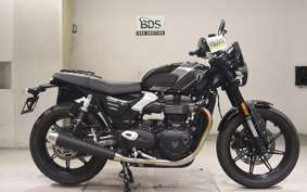 TRIUMPH SPEED TWIN 900 2025