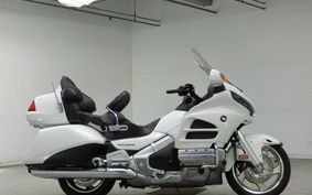 HONDA GL 1800 GOLD WING 2013 SC68