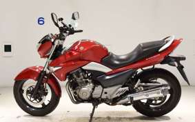 SUZUKI GSR250