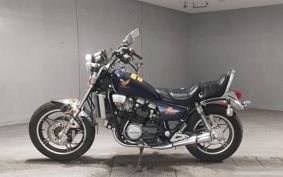 HONDA MAGNA 750 RC09