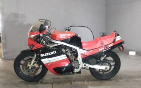 SUZUKI GSX-R750 1985 GR71F
