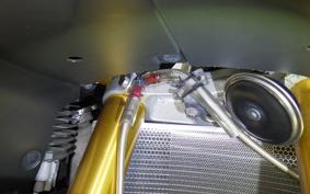 YAMAHA YZF-R1 2013