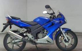 HONDA CBR125R JC34