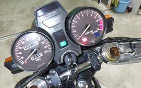 KAWASAKI GSX400F 2024